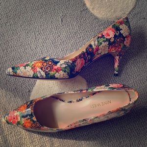 Nine West Floral Pumps - Brand new, never worn